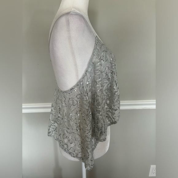 NWOT! FREE PEOPLE Best Idea Cropped Sequin Tank-Silver - Picture 5 of 8